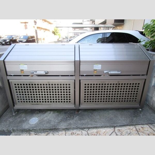AlbaGrande(アルバグランデ)306号室 入居者専用ゴミストッカー