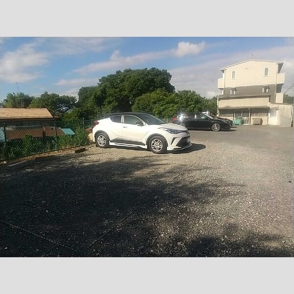 エクセル マルヤマ102号室 駐車場