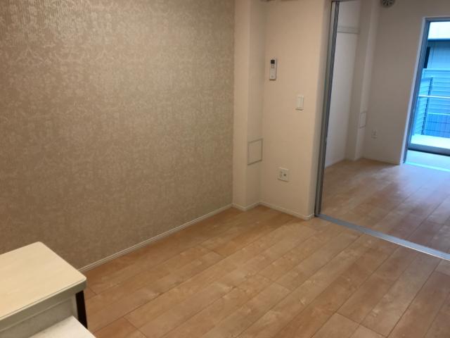 メゾン　グレシア リビング