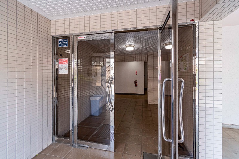 スカイコート二俣川 エントランス