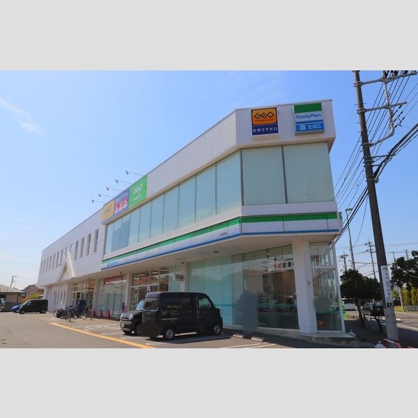 plume103号室 ファミリーマート　大宮指扇店(390m)