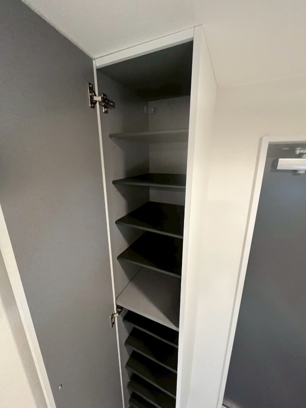 オーブリオン白金2階 収納