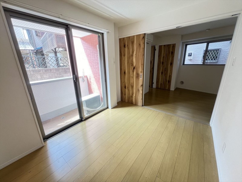 ガーデンフォレスト親水公園2階 玄関