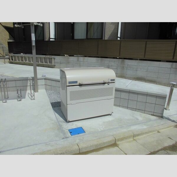 さくらパークハイツ202号室 ごみ置場