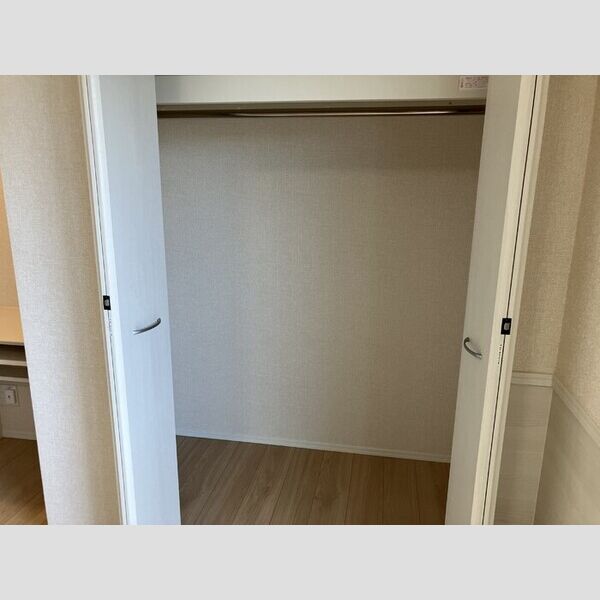 フランボワーズ中島101号室 収納