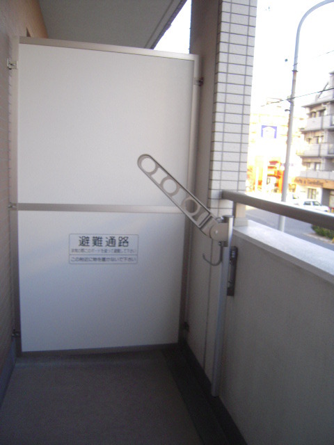 グランディスタ菊名 バルコニー