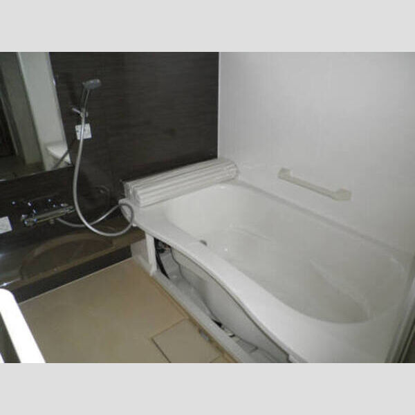 サンク　モンタニア　B棟102号室 UB