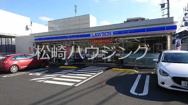 カーザ・マジョリーナ3階 ローソン練馬豊玉南一丁目店
