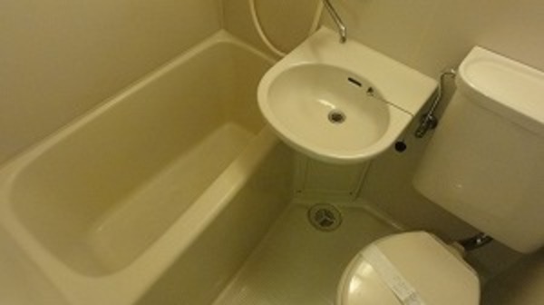 シャンブル綾瀬Ｅ お風呂