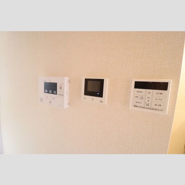 K・th201号室 SECOMのセキュリティシステム&モニタ付きインターホン