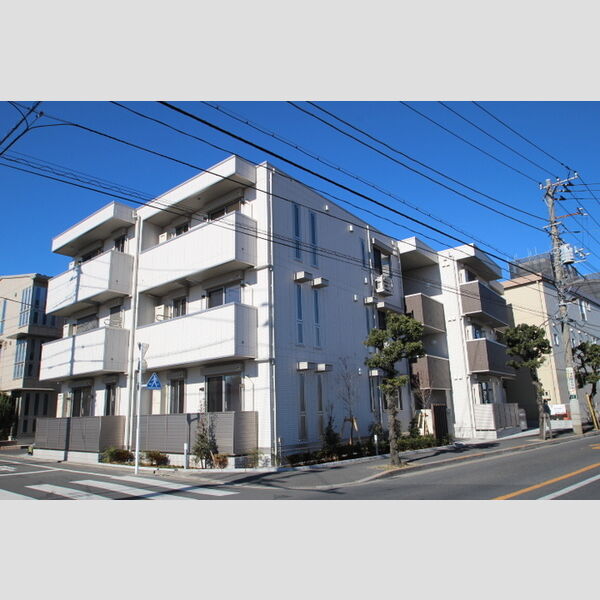 シトロンフレアⅤ301号室 外観