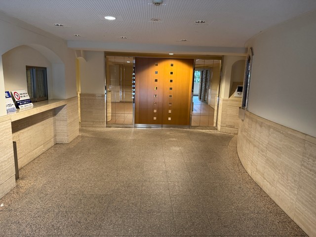 カッスル菊名0210号室 エントランス