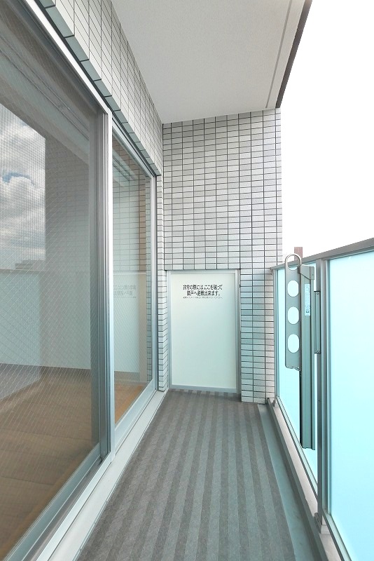 ペアパレス六町2号館6階 同建物別部屋の参考画像