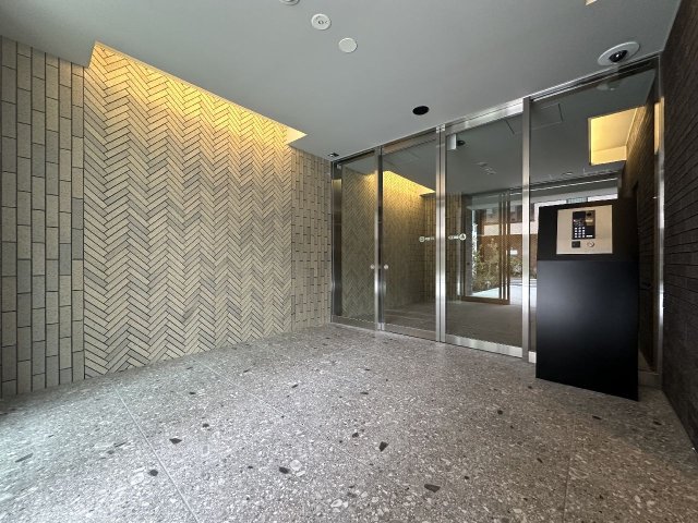 ＧＲＡＮ ＰＡＳＥＯ 三ノ輪1101号室 エントランス