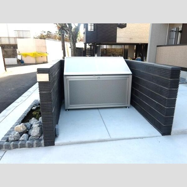 ユウ・エトワール 入居者様専用ゴミスットカー