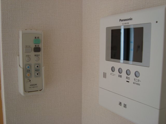 ティアラ・ビバ カメラ付インターホン