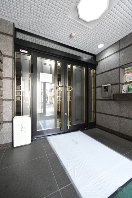 パークアヴェニュー新宿西1階 エントランス