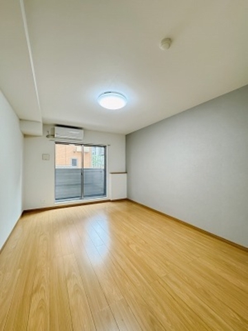 サンピア検見川 内観