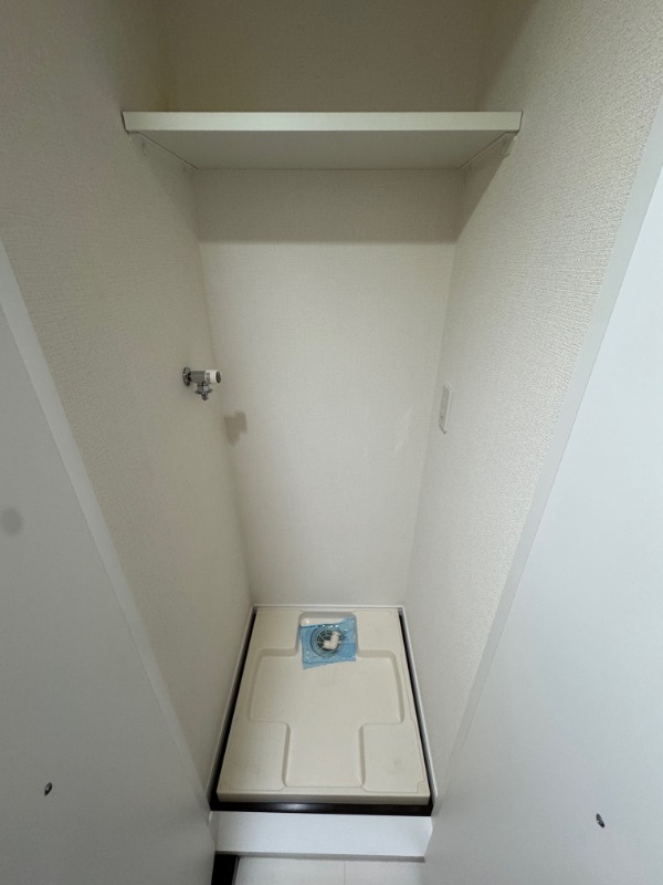 レジディア大島8階 洗濯機置場