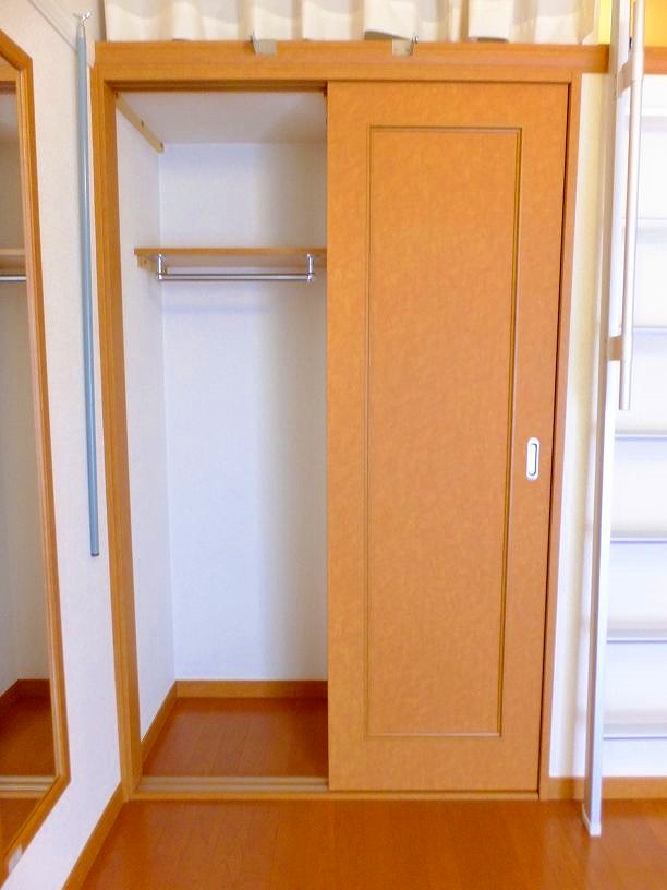 レオパレスプリマベーラ 内観