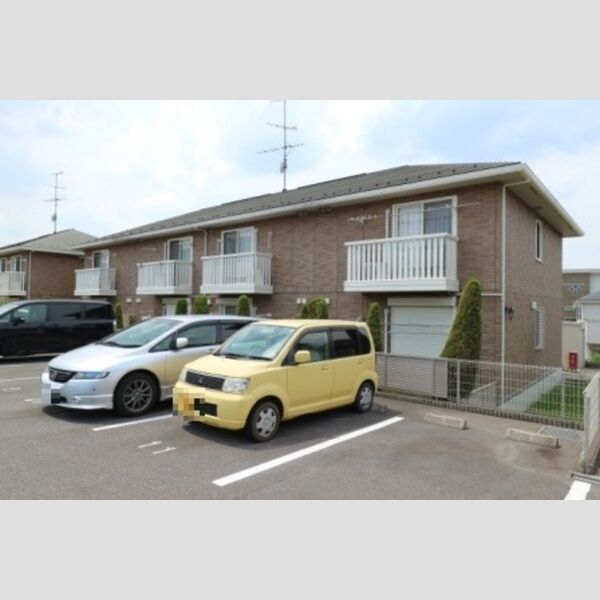キャトルセゾン　B 駐車場