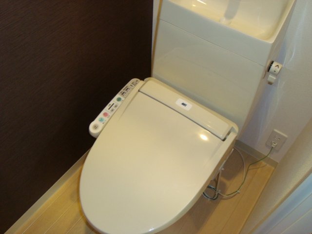 フォーマルハウト シャワー付トイレ