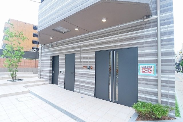 PREMIUM CUBE 池袋要町8階 外観