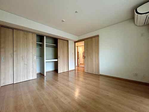 新蓮根団地第１４号棟 居室