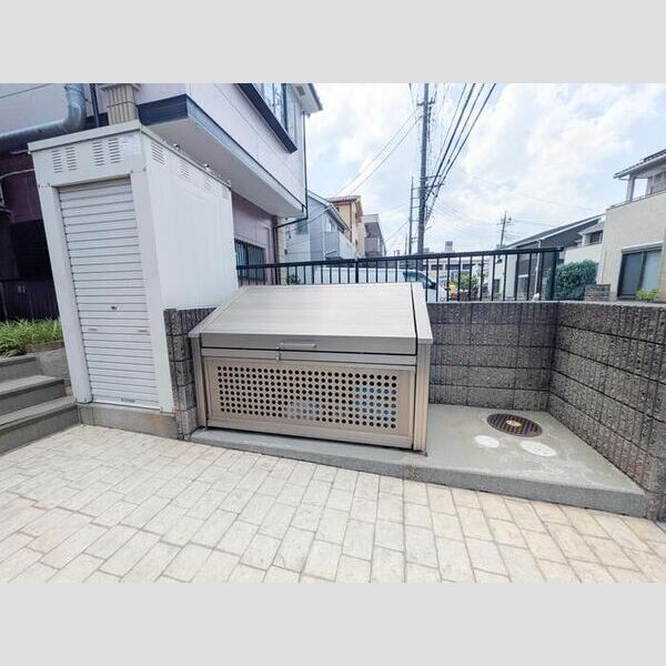 リヴェール ゴミステーション