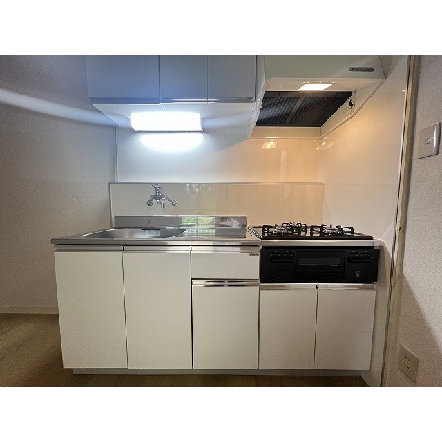 コーポ オーノ 新規3口システムガスキッチン♪