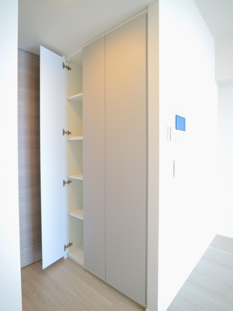 プラウドフラット東日本橋202号室 収納