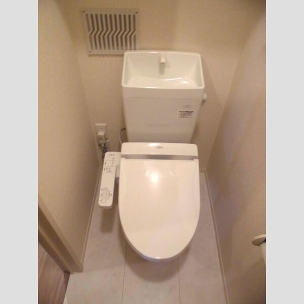 ブラウンヒルズ301号室 温水洗浄暖房便座付き♪