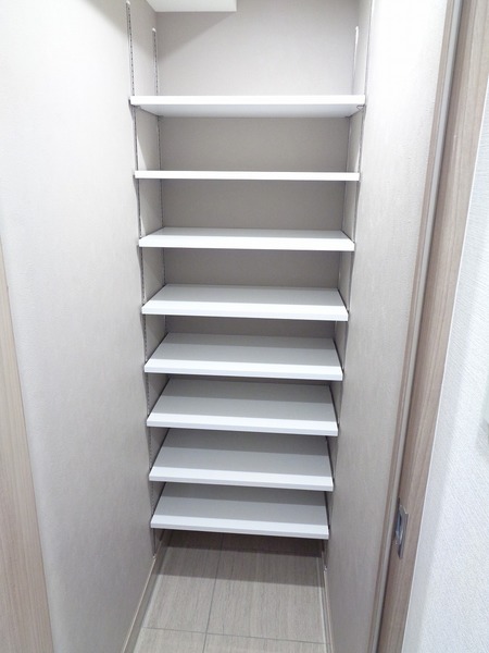 ザ・レジデンス・オブ・トーキョー　Ｈ２０　スカイタワー203号室 同建物別部屋の参考画像