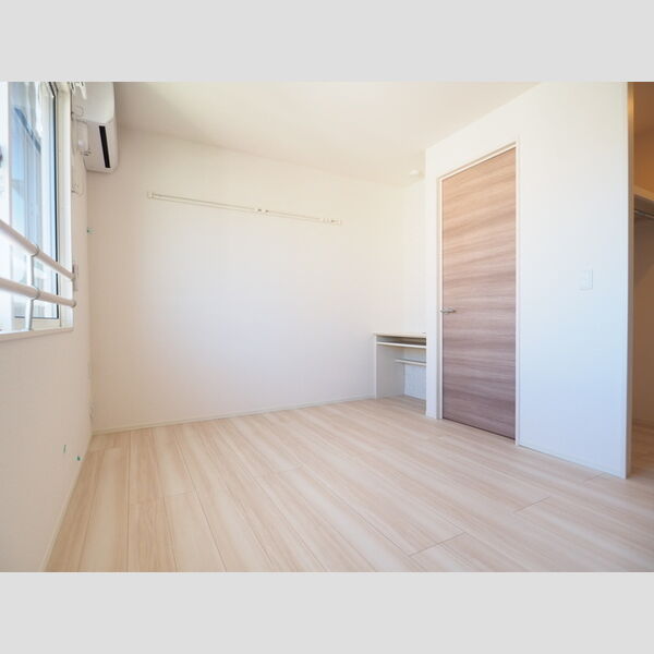 ヴィラージュたまプラーザ　桜301号室 洋室