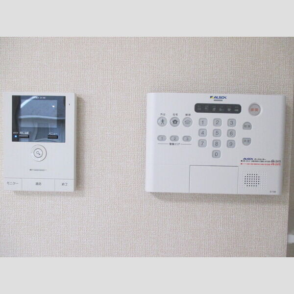 ポテトドゥーエ203号室 テレビインターホン