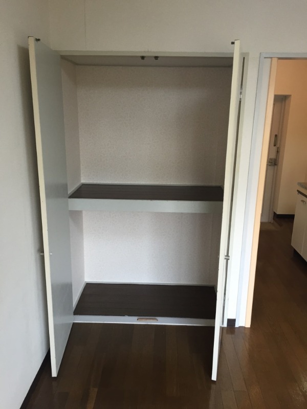 ラ・ジオン連光寺3階 収納