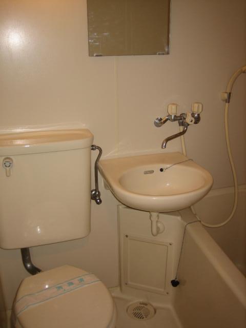 グランディオール白楽0603号室 洗面所