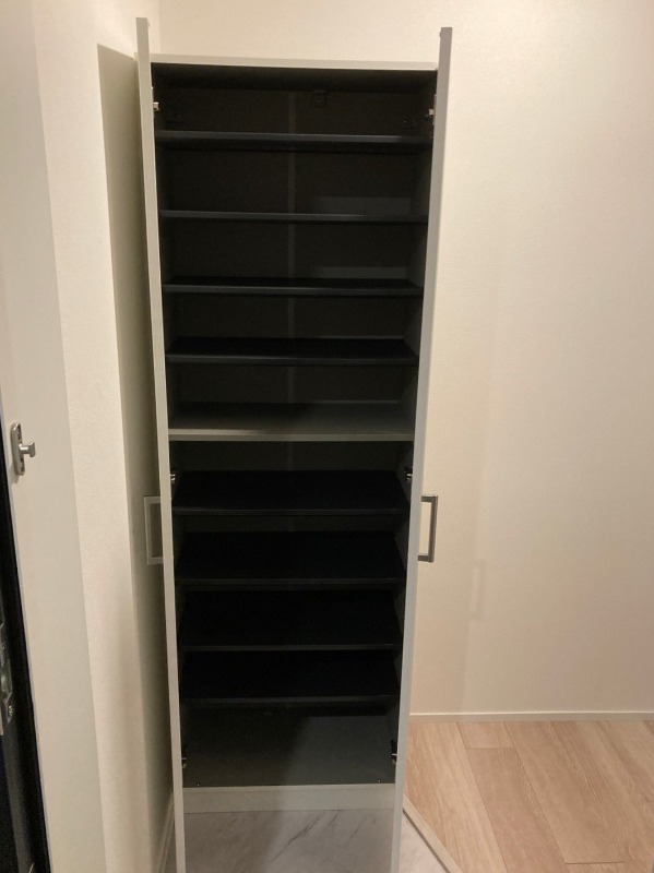 CREAL門前仲町3階 下足入れ