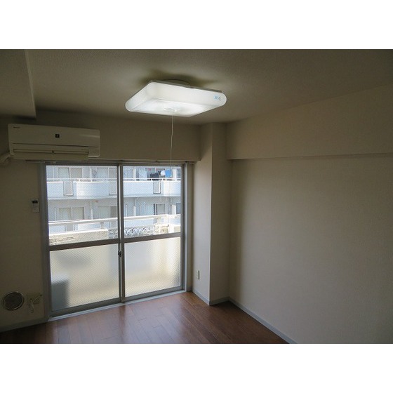 エレガンス綾瀬５0605号室 洋室