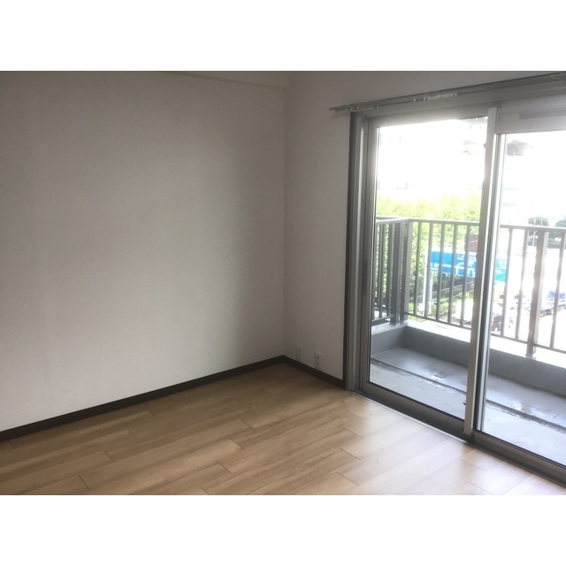 マリンシティダイヤモンドパレス リビング