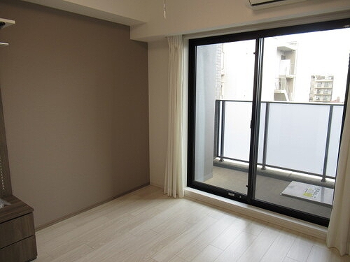 ライオンズ横濱関内レジデンス リビングダイニング