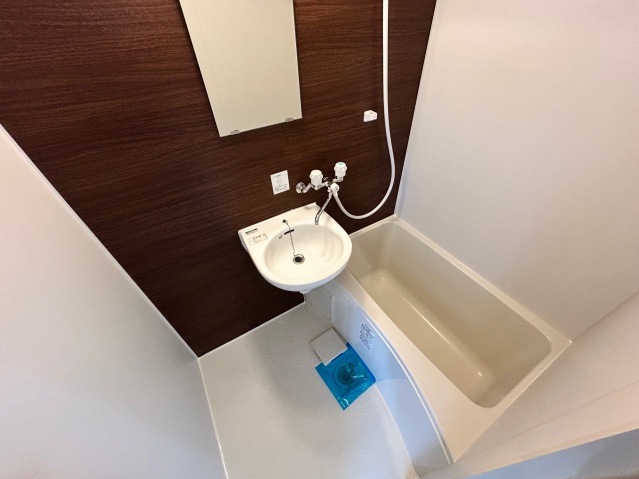 デュオメゾン横濱石川町ＷＥＳＴ 写真は101号室