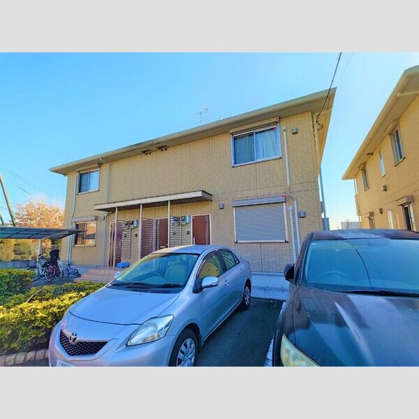 ファヴォーレⅠⅡⅢ　Ⅲ101号室 建物外観