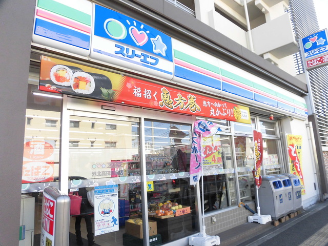 ハートライフＭ0102号室 スリーエフ港北高田駅前店