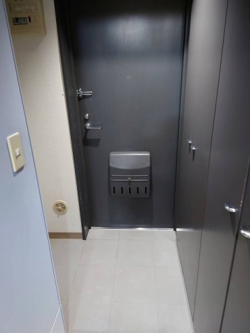 メインステージ多摩川駅前6階 玄関