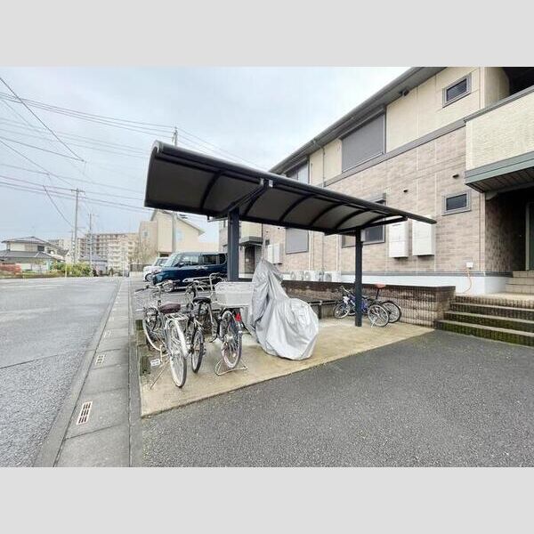 シェル・アジュール 周辺