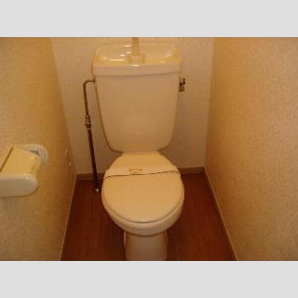 ル・ヴェール　壱・弐番館1-101号室 ル・ヴェール壱・弐番館 トイレ