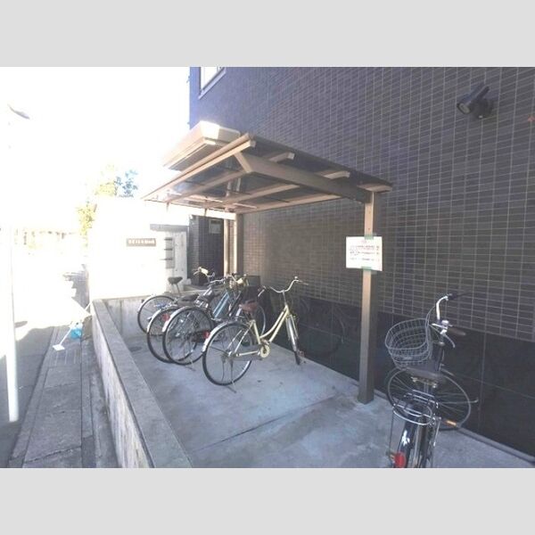 BEIS与野本町302号室 駐輪場