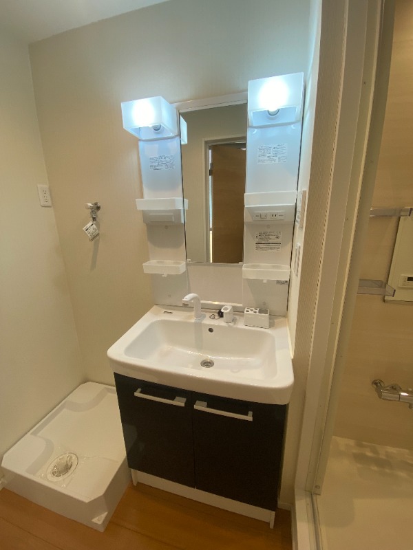 ＢＬＵＥ　ＬＥＡＦ 洗面