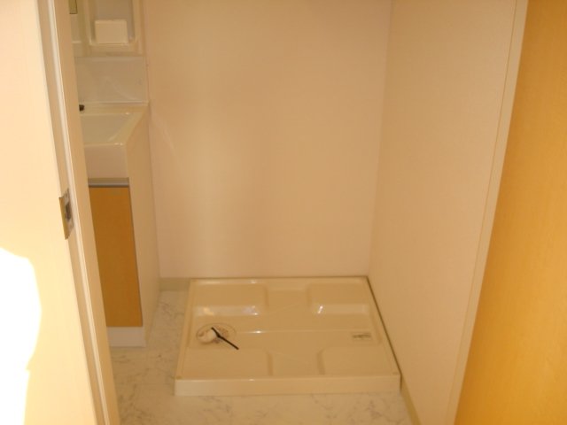 コンチェルト（Concerto)202号室 室内洗濯機置場